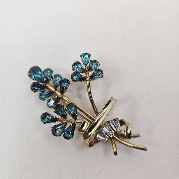 Phyllis Gold Tone Flower Brooch Blue Clear Rhinestone Open Back Bouquet Pin - Picture 4 of 8